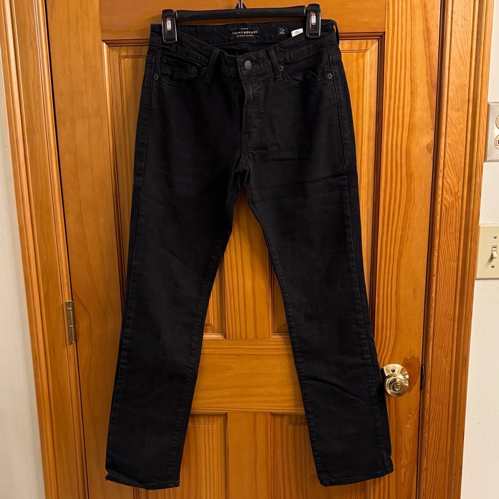 Lucky Brand Sweet Straight Woman’s Black Jeans. Size 2 Ankle
